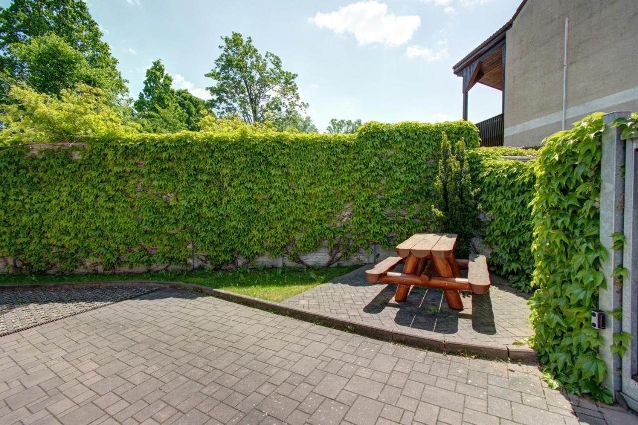 Penzion U zámeckého parku Třeboň Exterior foto