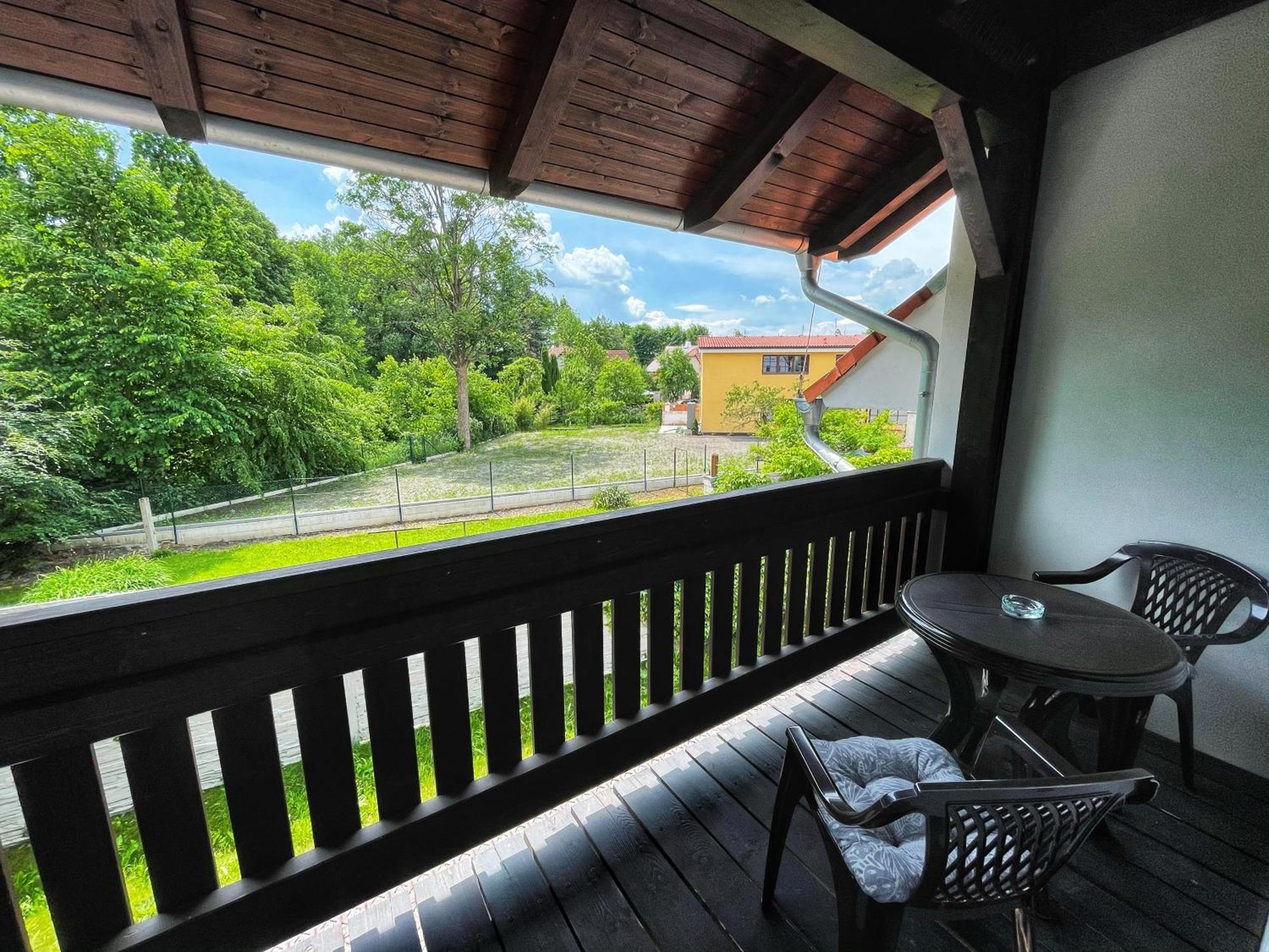 Penzion U zámeckého parku Třeboň Exterior foto
